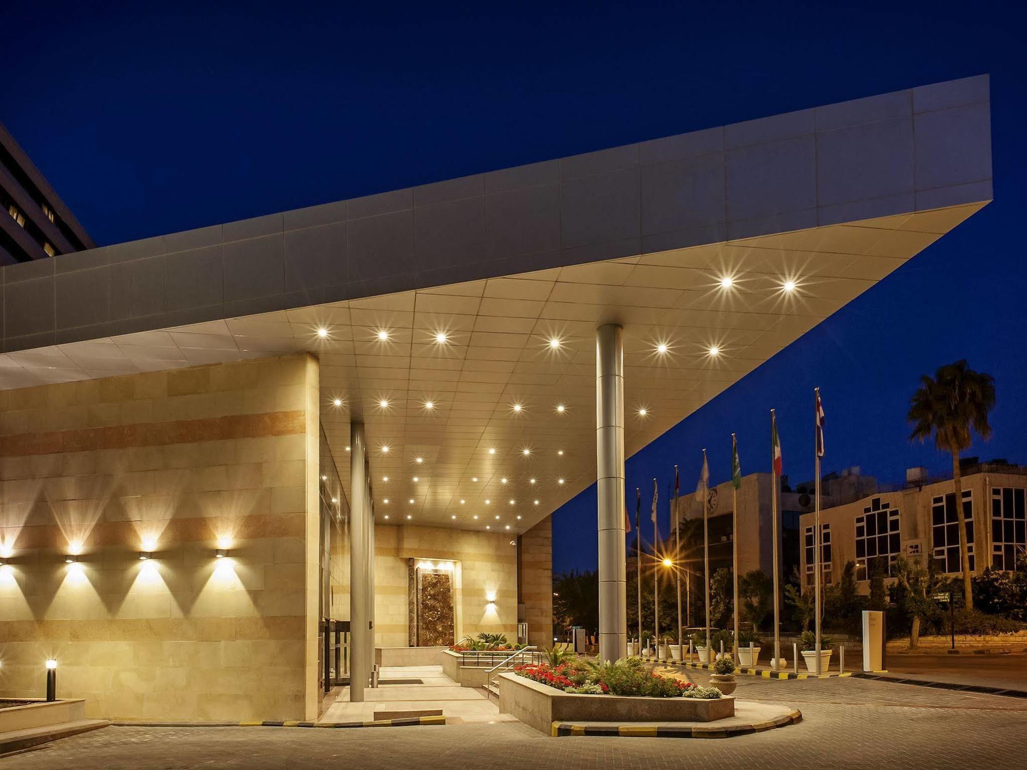 Готель Le Grand Amman Managed By Accor Екстер'єр фото